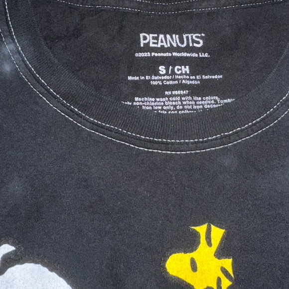 ✨NWT✨ Peanuts Tie Dye Rainbow Snoopy Women’s T-Shirt - Picture 6 of 6